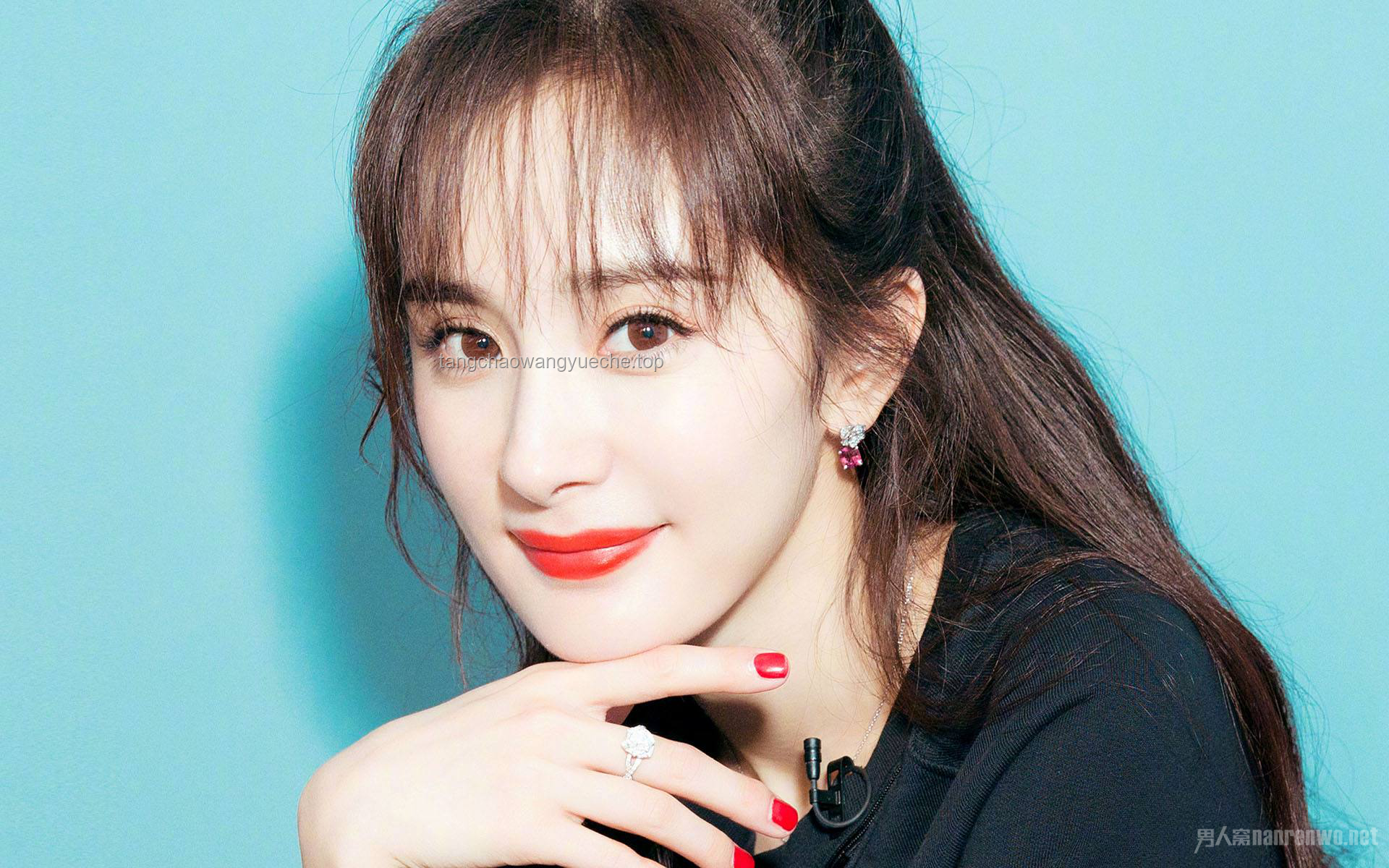 “杨幂躲镜头”现象下的娱乐趋势：明星自主权与公众形象管理的未来